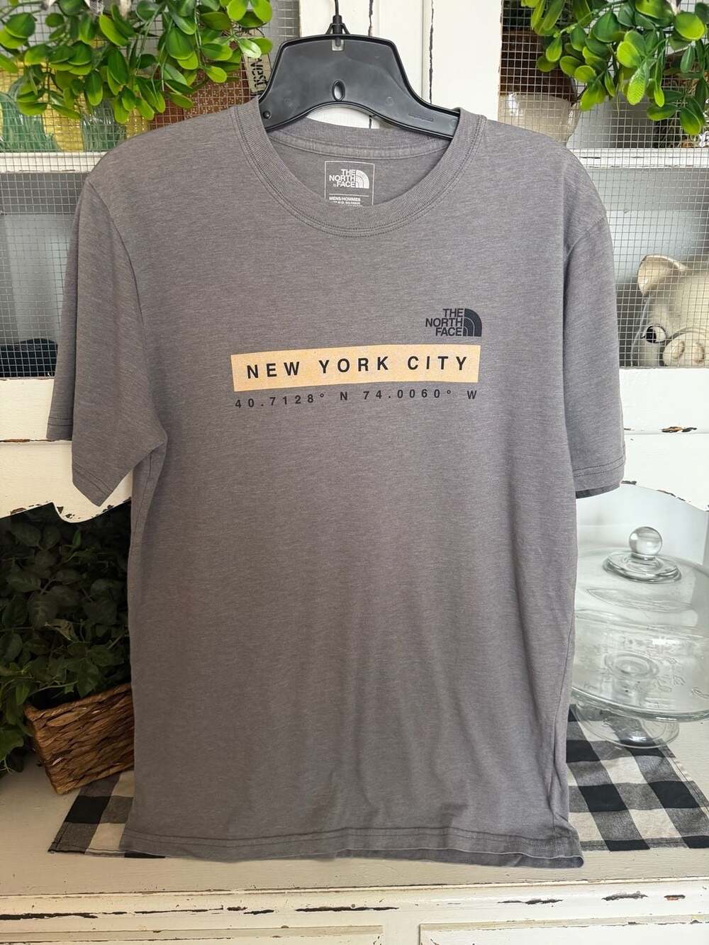 The North Face New York City Coordinates T-Shirt Size S Gray